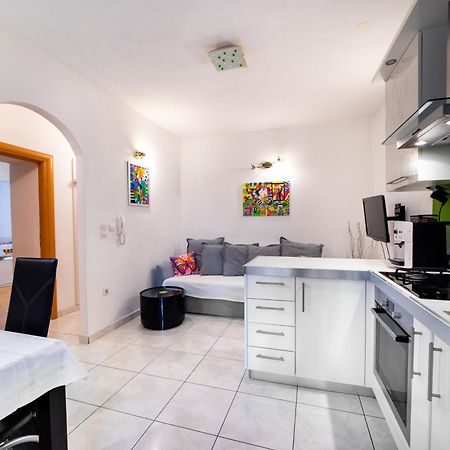 Apartment Happy In Split Center 10 Min Walk From Bacvice Beach Zewnętrze zdjęcie