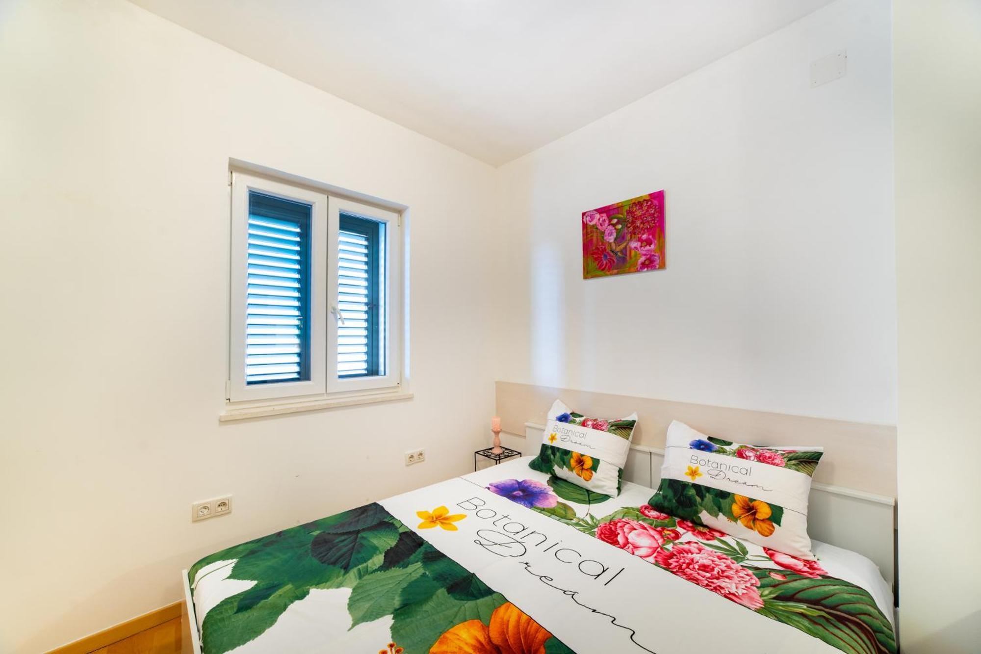 Apartment Happy In Split Center 10 Min Walk From Bacvice Beach Zewnętrze zdjęcie